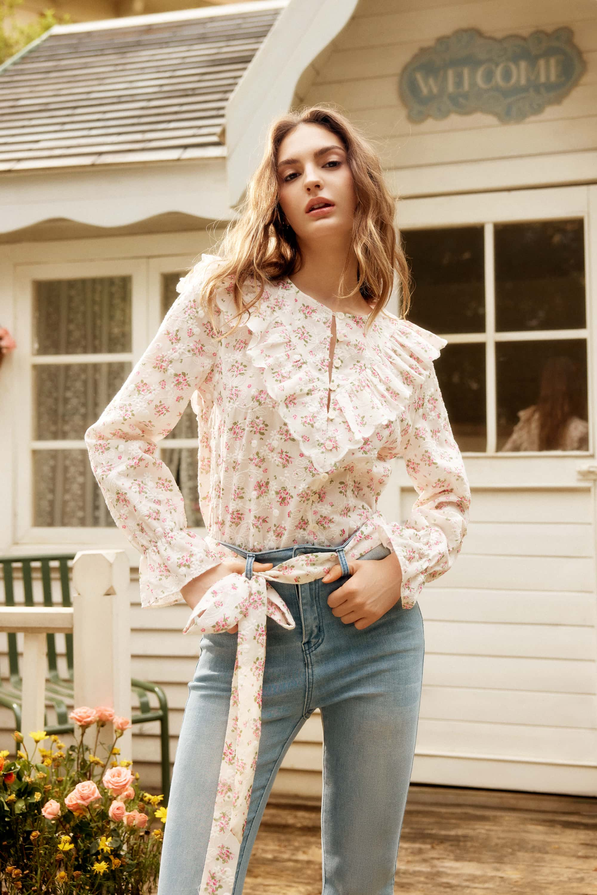 Daisy Embroidered Lace Blouse