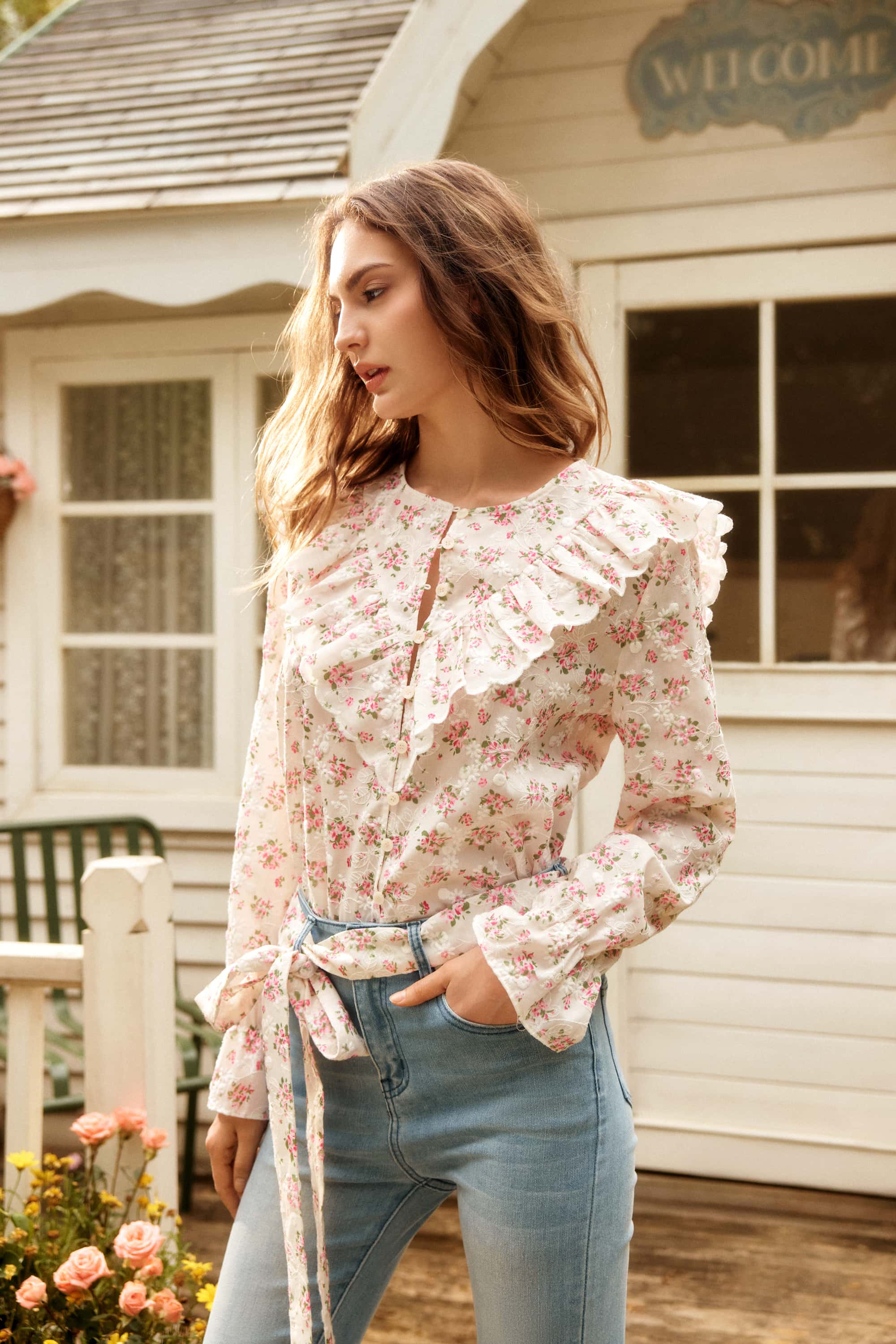 Daisy Embroidered Lace Blouse