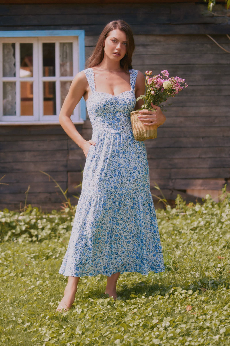 Sidney Sweetheart Neckline Sleeveles Dress