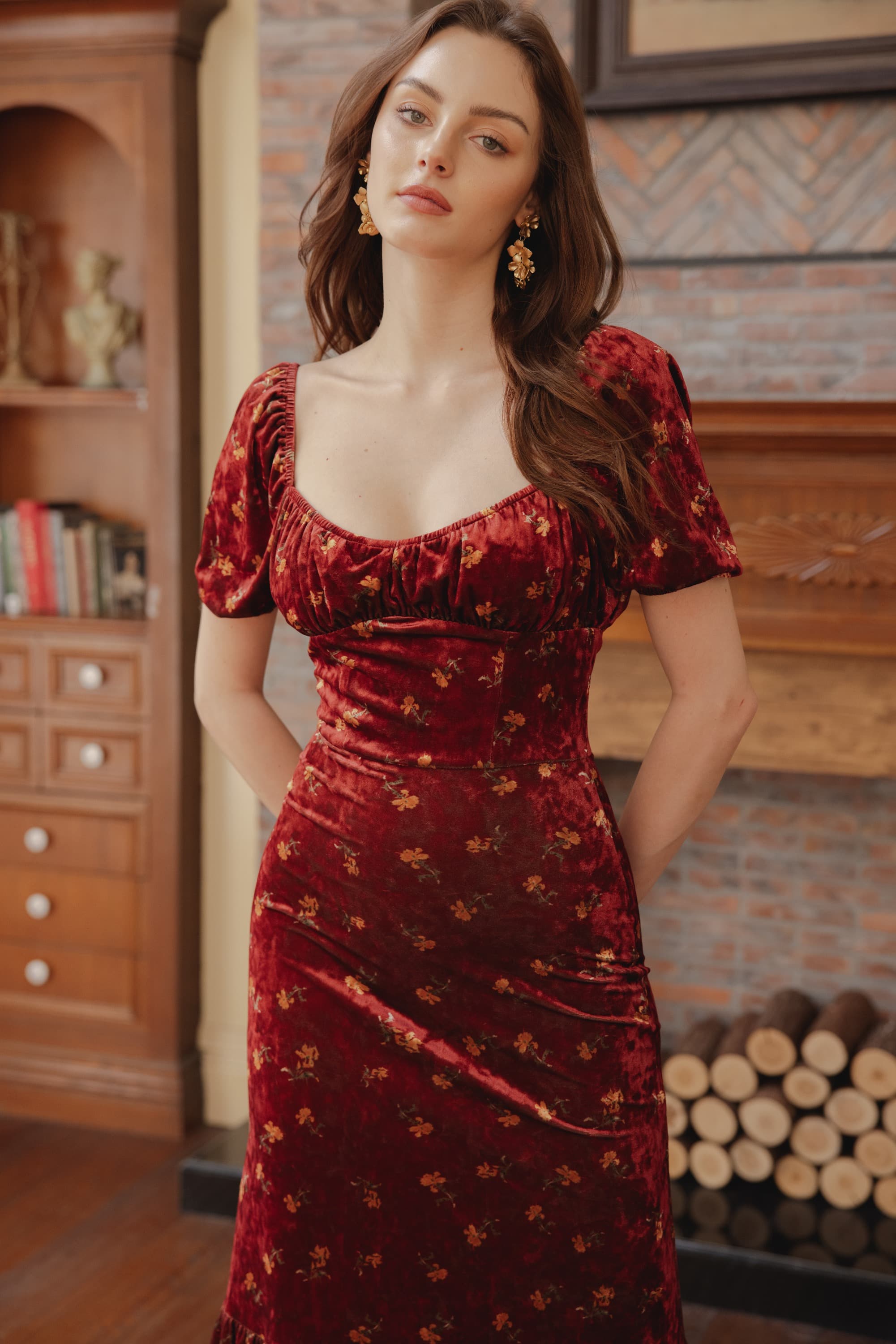Brielle Squared Neckline Velvet Midi Dress in Red