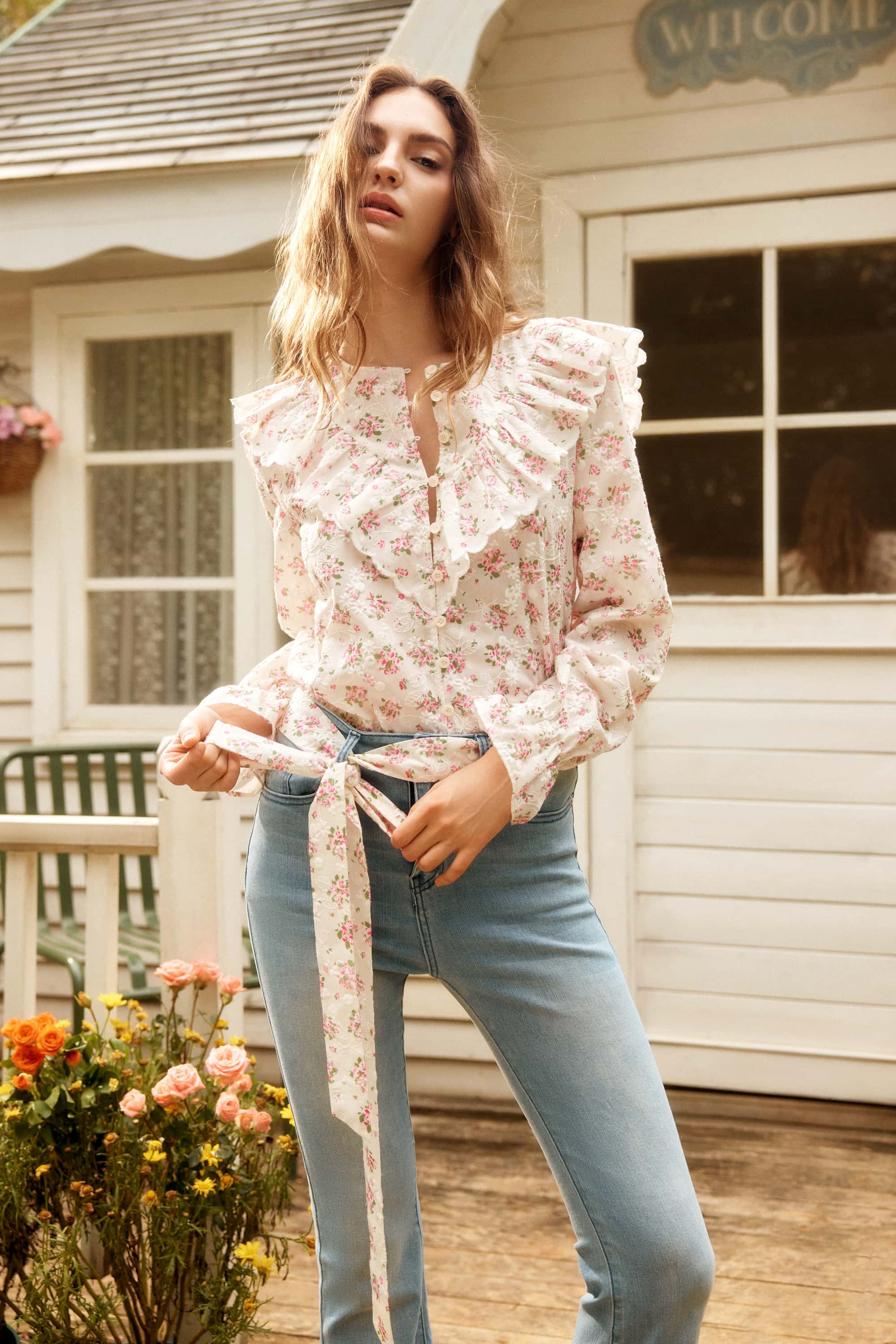 Daisy Embroidered Lace Blouse