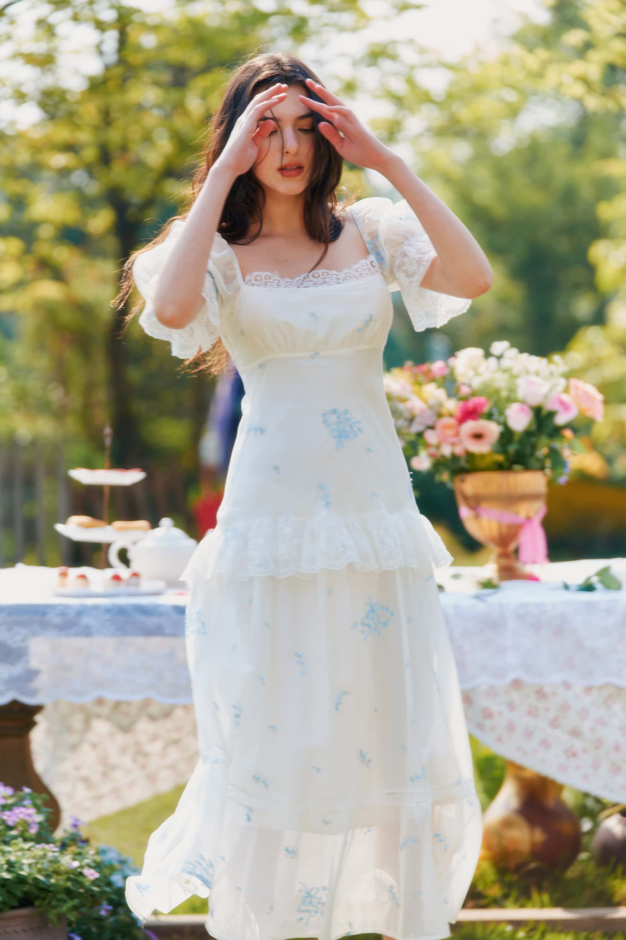 Allie Embroidery Lace Midi Dress