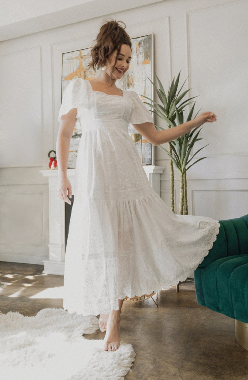 Jolie Mixed Lace Maxi Dress LAIT